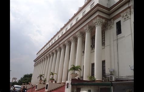 Place of Assignment : PORT OF MANILA CUSTOMS .